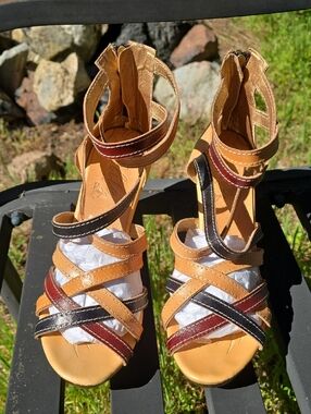 Women's Multi-Strap Leather Sandals in Tan, Black & Burgundy